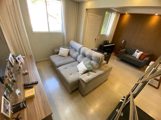 Casa em condomínio a venda 3 quartos com área gourmet nas Mansões Santo Antônio próximo ao