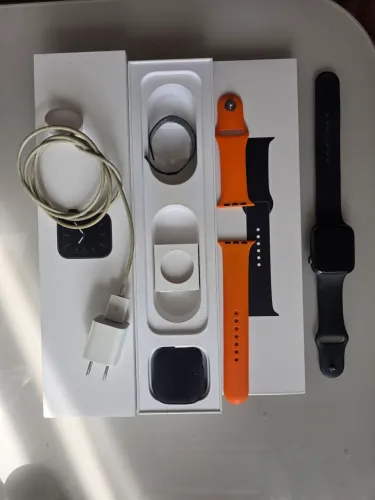 Apple Watch Series 5 44mm Space Gray (Completo + Pulseira Extra)