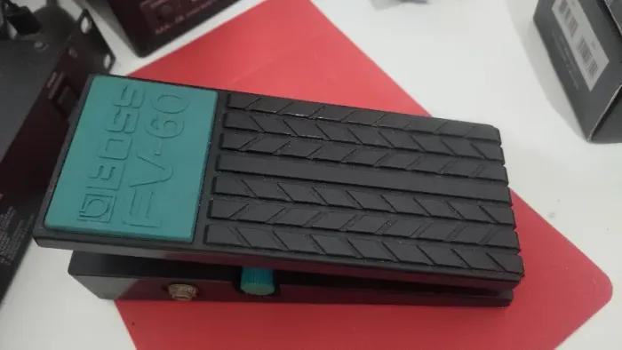 Pedal de volume Boss Fv-60 Stereo - Made in Japan
