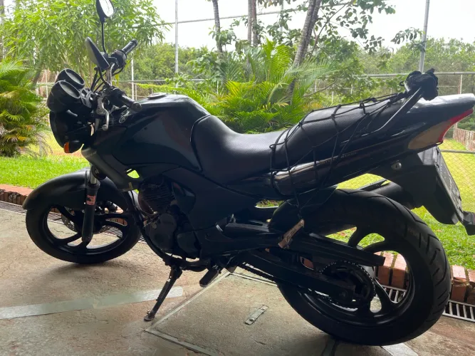 Fazer 250 / Limited Edition 