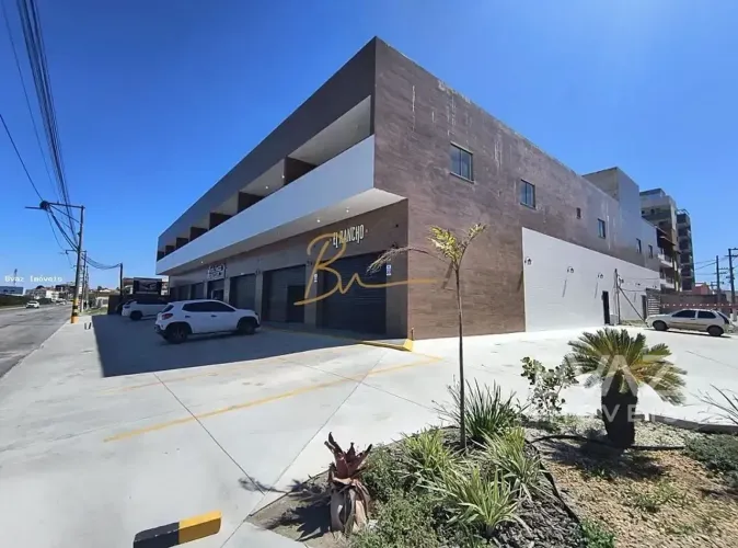Loja para alugar, 200 m² por R$ 11.680,00 - Centro - São Pedro da Aldeia/RJ