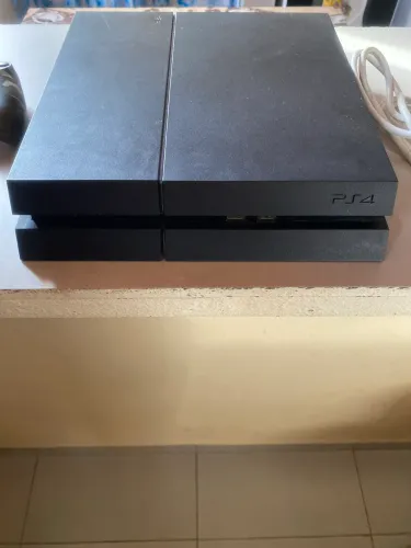 Playstation4 em ótimo estado