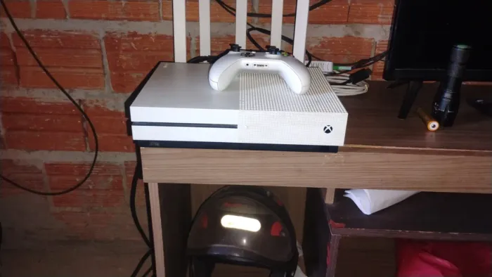 Vendo Xbox One S 