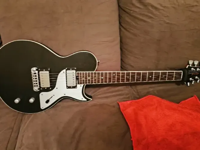 Guitarra Aria Pro II 718-MK2
