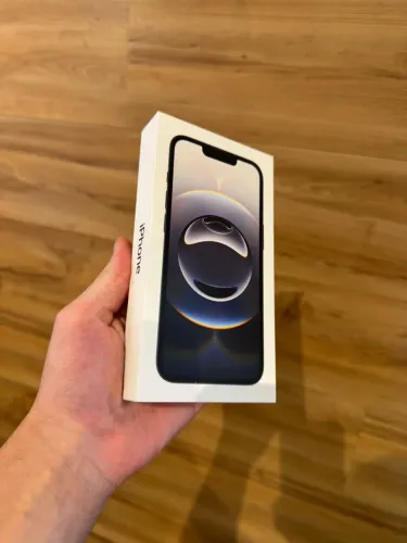 iPhone 16e - NOVO LACRADO