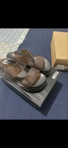Melissa semi nova 