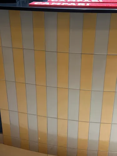 Vendo caixa de azulejo retrô