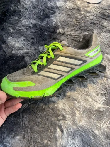 tênis adidas springblade