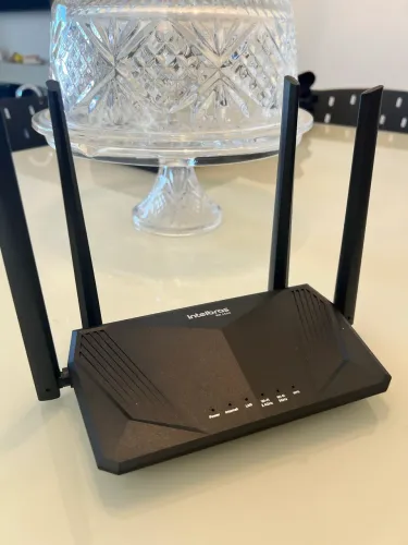 Roteador Intelbras RX 1500 seminovo em excelente estado