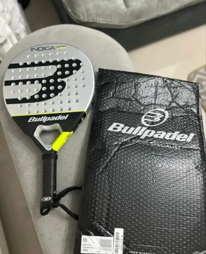 Raquete de padel bullpadel 2026
