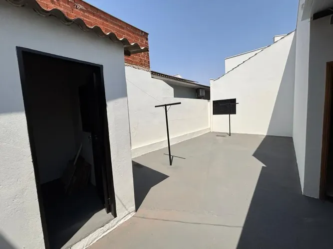 Casa à Venda - Frei Moacir, Dracena
