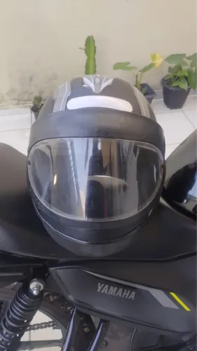 Capacete