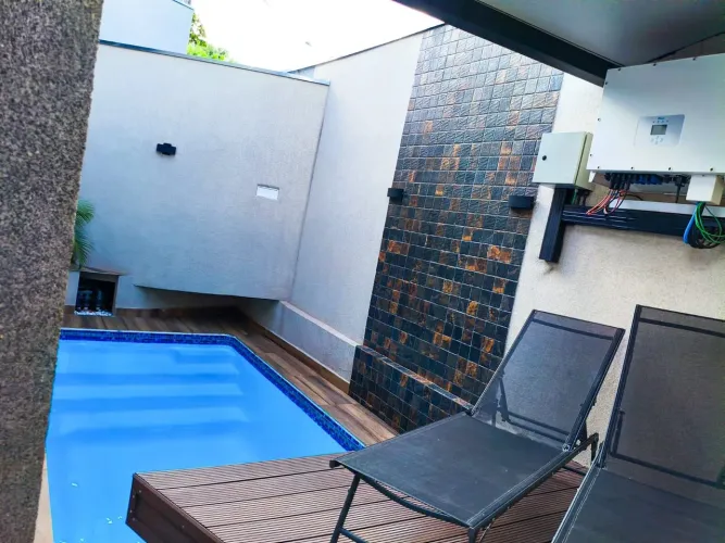 TROCO POR CASA EM * S.J.RIO PRETO* casa super espaçosa com área de lazer, campo e piscina 