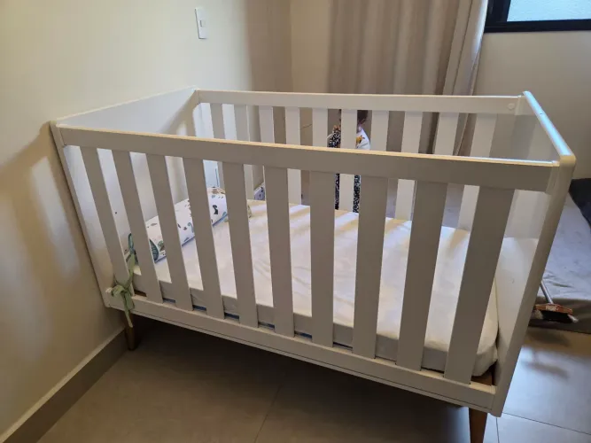 Berço que vira mini cama