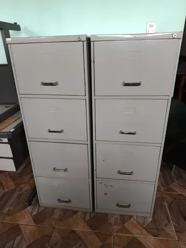 Vendo esses armarios