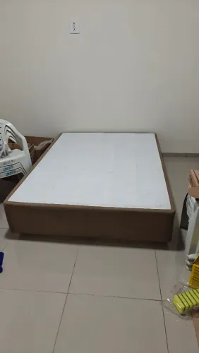 Cama box sem colchão 