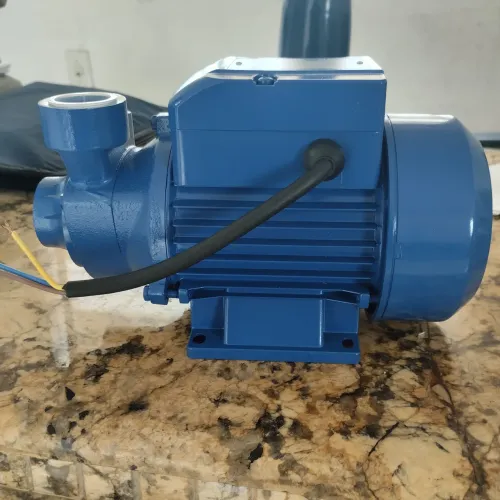 Bomba de água periférica