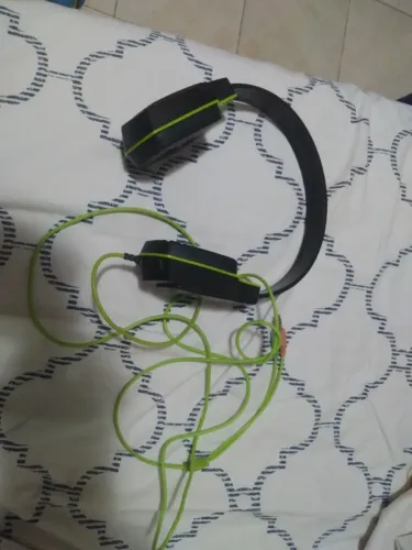 Headset Gamer Verde e Preto - Com Microfone