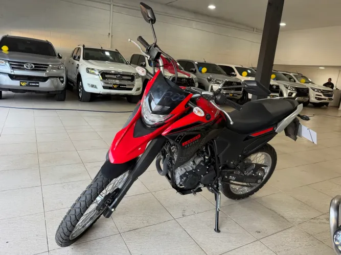 YAMAHA XTZ 250 LANDER 2024