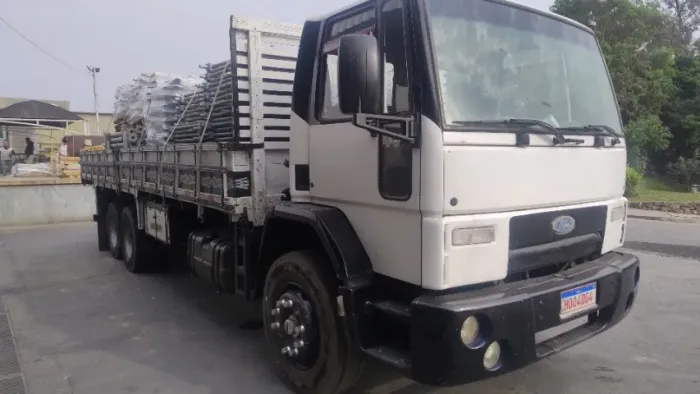 Ford cargo 2322