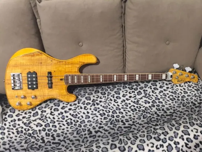Contra Baixo Cort GB4 Custom