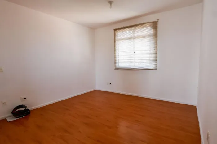 Apartamento à Venda - Havaí, 2 Quartos, 80 m2