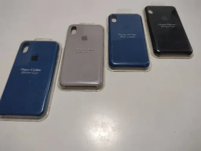 Capa Case Capinha Premium iPhone Xs Max Silicone Aveludado Kit com 4