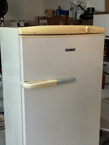 Geladeira cônsul