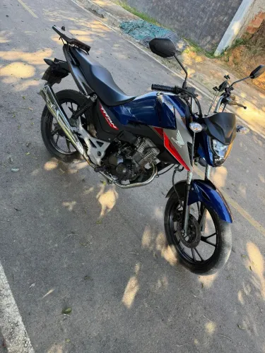 Vendo e troco por algo do meu interesse 