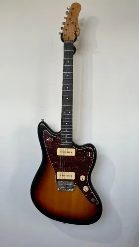 Guitarra Tagima Jazzmaster