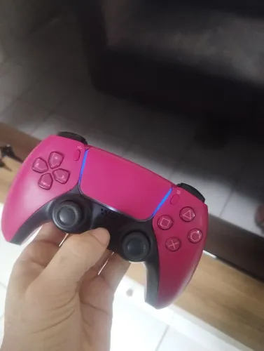 Controle de PS5 Original - Vermelho