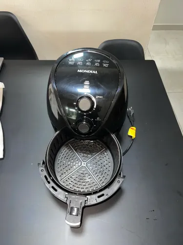 Fritadeira Air Fryer Mondial 127V - Oportunidade!