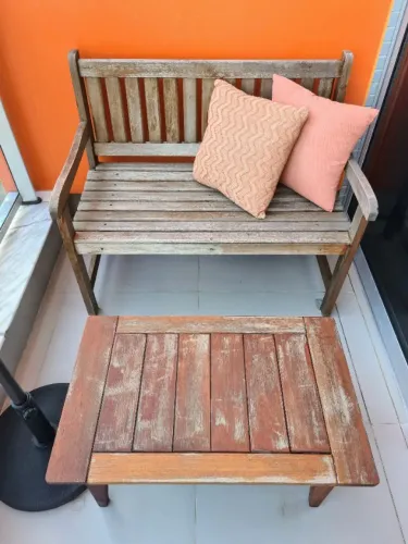 Mesa de centro grande 80x50 em madeira de lei (banco também está à venda, veja anúncio)