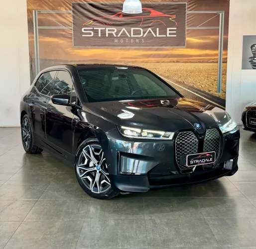 BMW IX Xdrive 50 Sport Aut. (elétrico) 2023