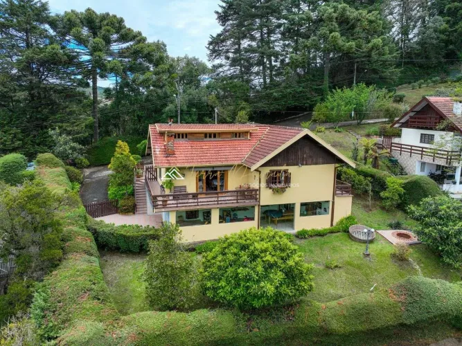 Casa em Condomínio à venda no Vale Encantado