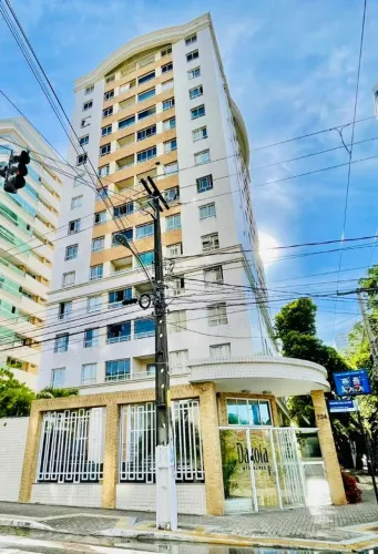 Vendo este Apartamento, Tirol, Res Dakota: 2 quartos, 1 suíte, Sala, Cozinha e 1 vaga.