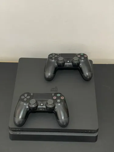 PlayStation 4 Slim