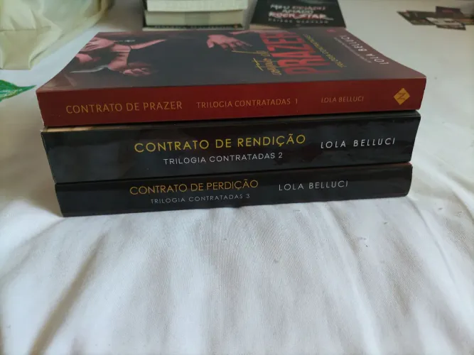 LIVROS DE QUEM COLECIONA DA LOLA BOLLUCI. NOVOS
