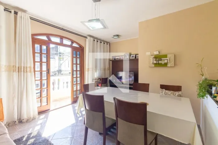 Casa à Venda - Vila Matilde, 3 Quartos, 220 m2