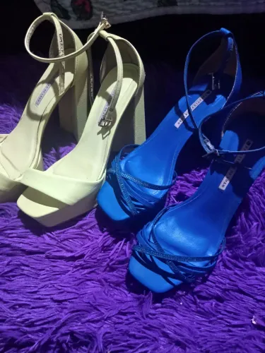 Sapato de luxo 70...um 40 outro 30