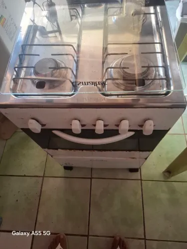 Vende -se fogao