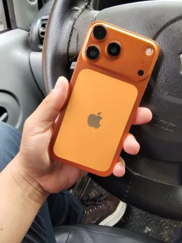 iPhone XR no 17PRO