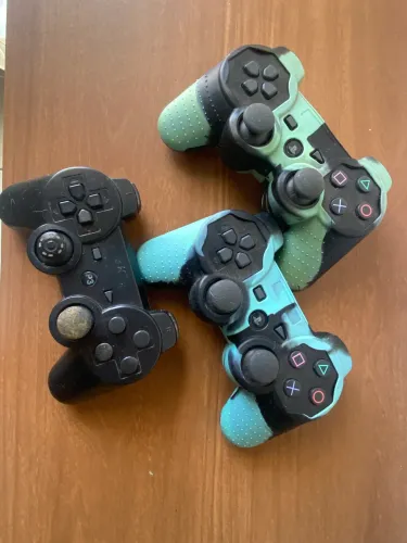 Vende-se controles ps3