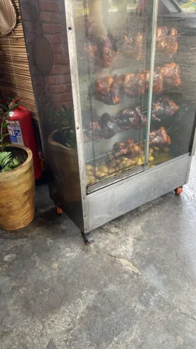 Máquina de galeto de 6 espetos