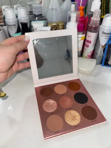 Paleta de sombras oceane
