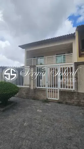 Casa em Condomínio : / Residencial / Vila Valqueire