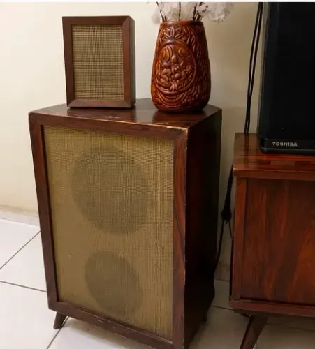 Eletrola Antiga Retrô em Madeira + 2 Caixas Acústicas Originais