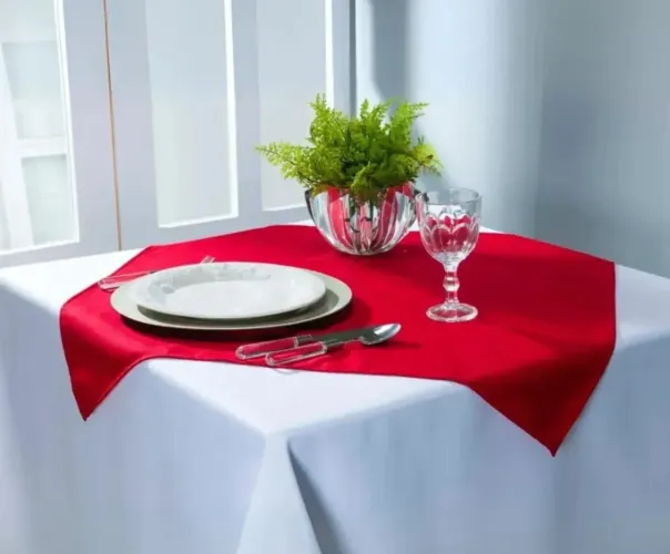 Toalhas de Mesa Cobre manchas - Vermelhas (75x75cm) - 10 unidades