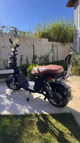 Scooter Elétrica Moto Chefe X12 | 1000W | 32 km/h | Impecável + 2 Capacetes