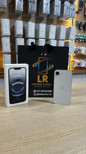iPhone 16 É